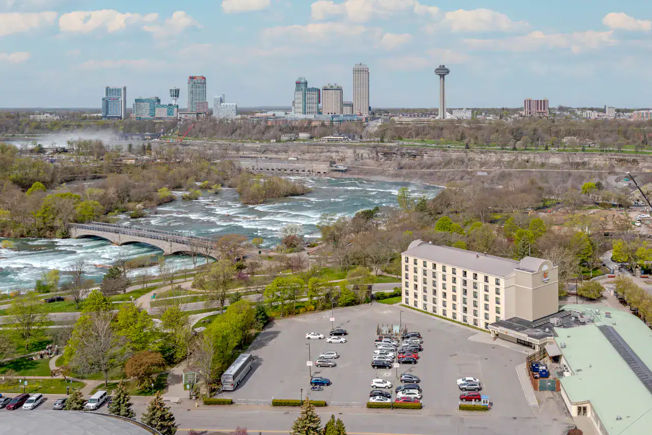 The Closest Hotel to Niagara Falls on the American Side — Is It Worth It?