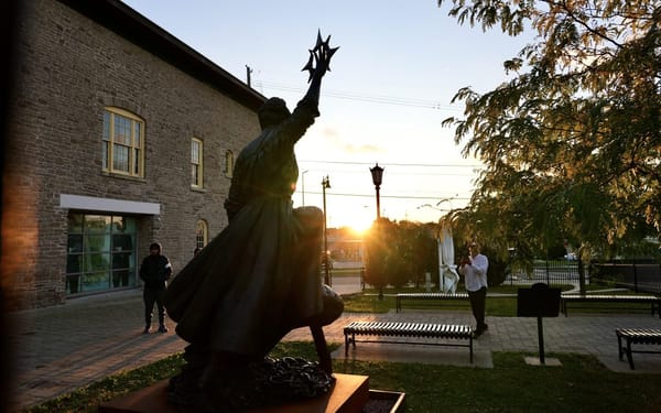 Visit the Niagara Falls Underground Railroad Heritage Center
