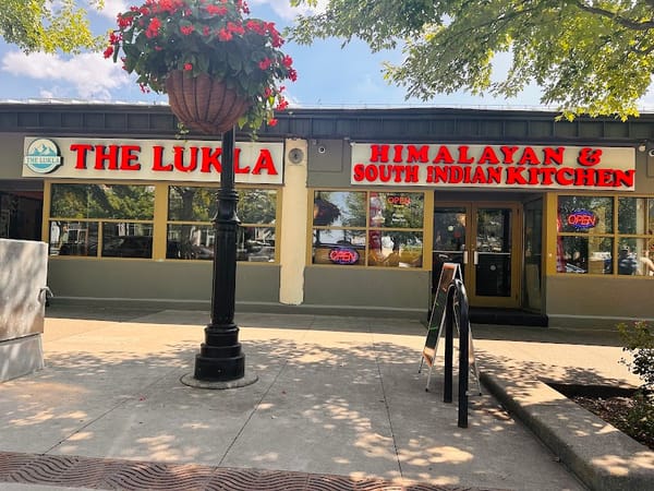 The Only Indian Restaurant in Niagara Falls With a View of the Falls